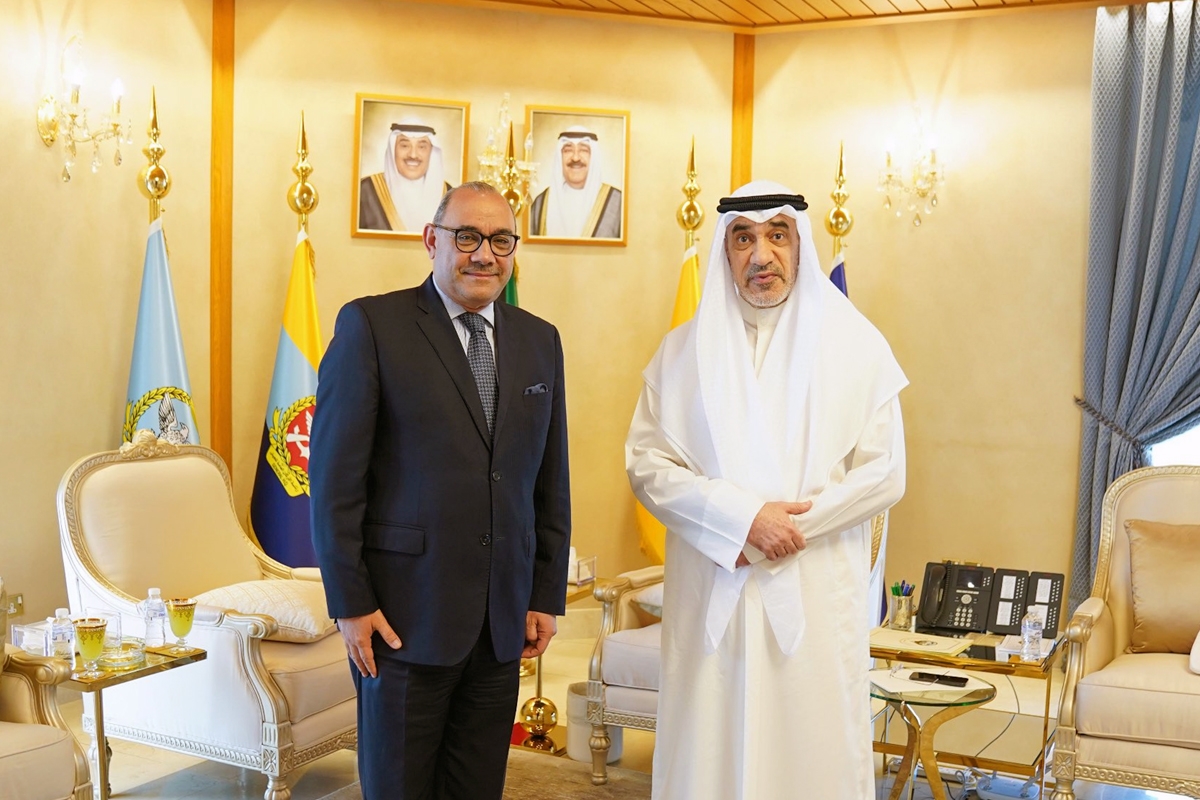 عدم المرور دفعة واحدة.. رسمياً الكويت تحدد 5 اشتراطات لمرور 5 آلاف مشجع عراقي لموقعة الثلاثاء وكيفية طلب التأشيرة الإلكترونية 2 عدم المرور دفعة واحدة.. رسمياً الكويت تحدد 5 اشتراطات لمرور 5 آلاف مشجع عراقي لموقعة الثلاثاء وكيفية طلب التأشيرة الإلكترونية