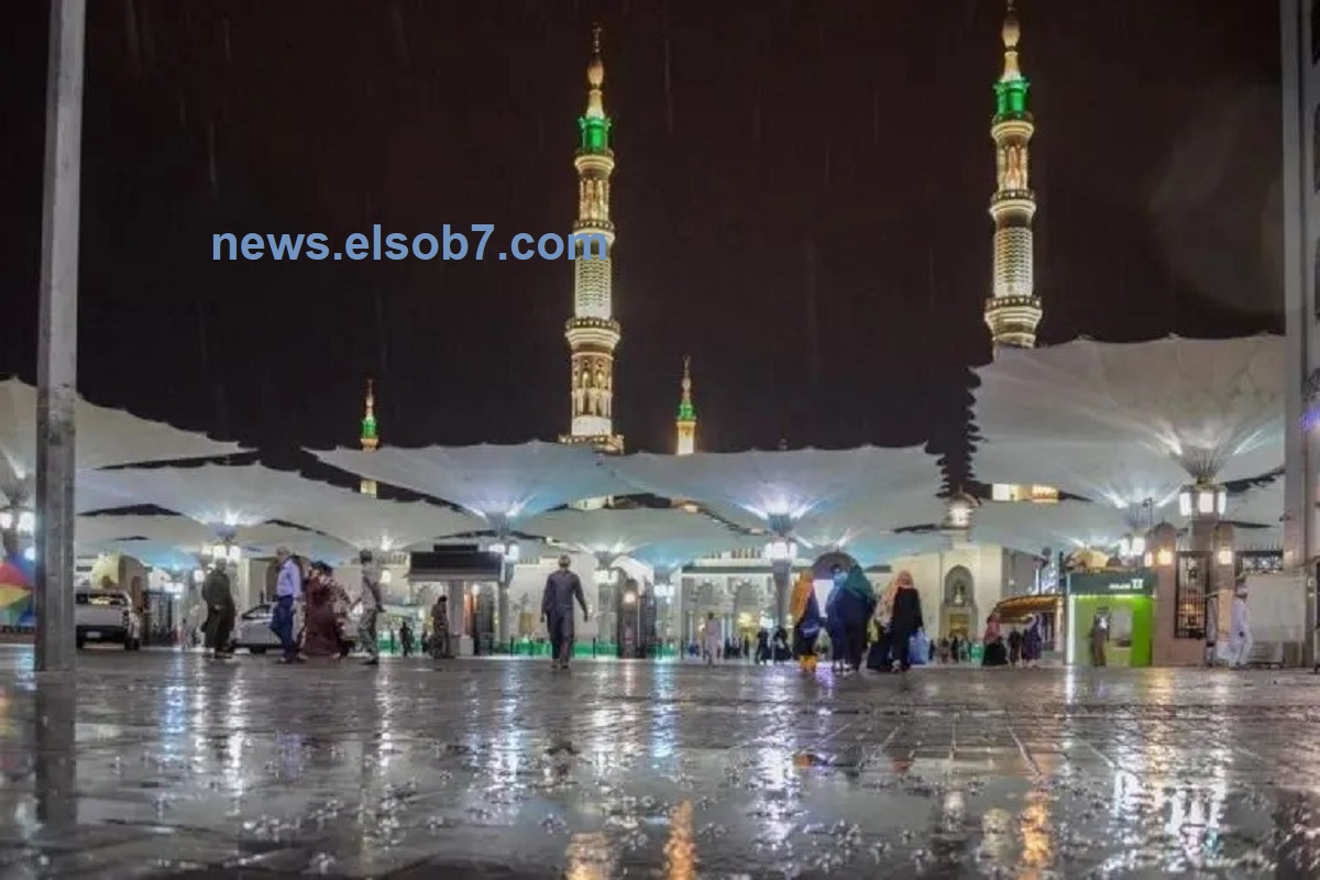 أمطار غزيرة تضرب المدينة المنورة وحائل ومناطق أخرى .. تعليق الدراسة قادم!
