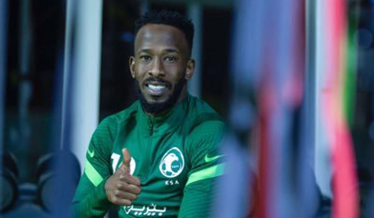 أخبار محزنة لجماهير الليوث .. أخر تطورات حادثة فهد المولد لاعب الشباب السعودي