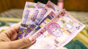 راتب الموظفين سبتمبر عمان