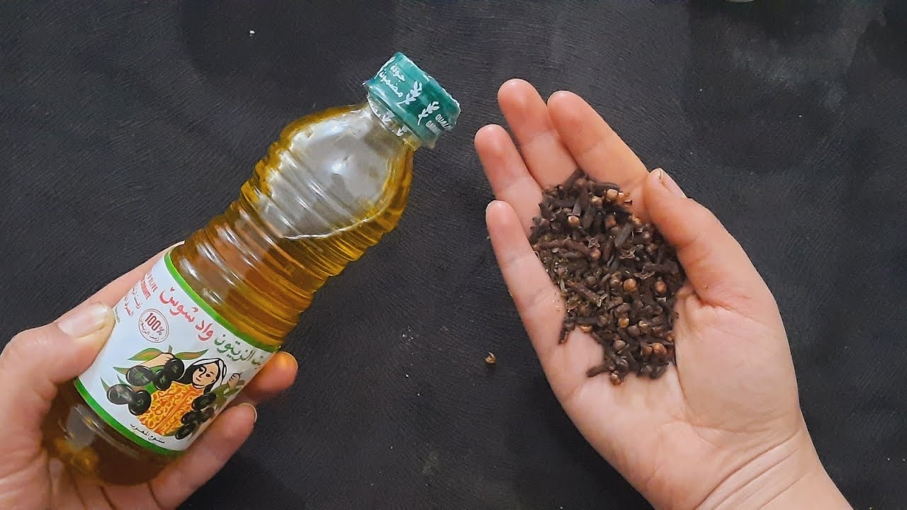 وصفة مُذهلة.. ضعي زيت الزيتون على القرنفل وأحصلي على نتائج رائعة لشعرك ولفروة رأسك