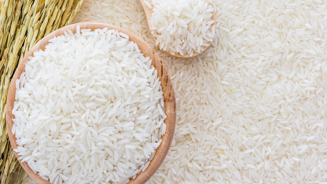 سعر طن الأرز الشعير والأبيض “رفيعة، عريضة” اليوم الأربعاء 23-10-2024