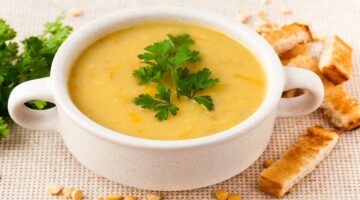 شوربة العدس اللذيذة
