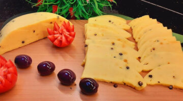 طريقة عمل الجبنة الرومى1