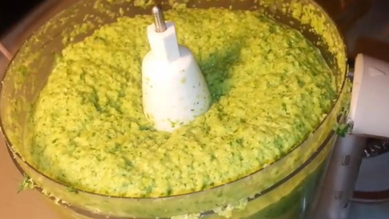 طريقة عمل عجينة الطعميه “الفلافل في المنزل بتتبيلة المطاعم وكيفية تخزينها في الفريزر من السنه للسنه