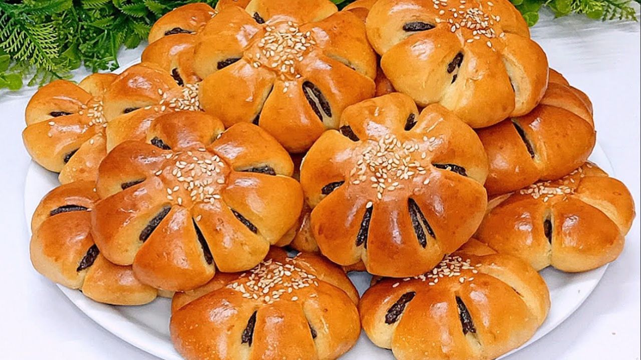 لا غنى عنها بالمنزل للأزمات .. طريقة عمل قرص الأفران بالعجوة في المنزل بوصفة سهلة بدون تعقيد