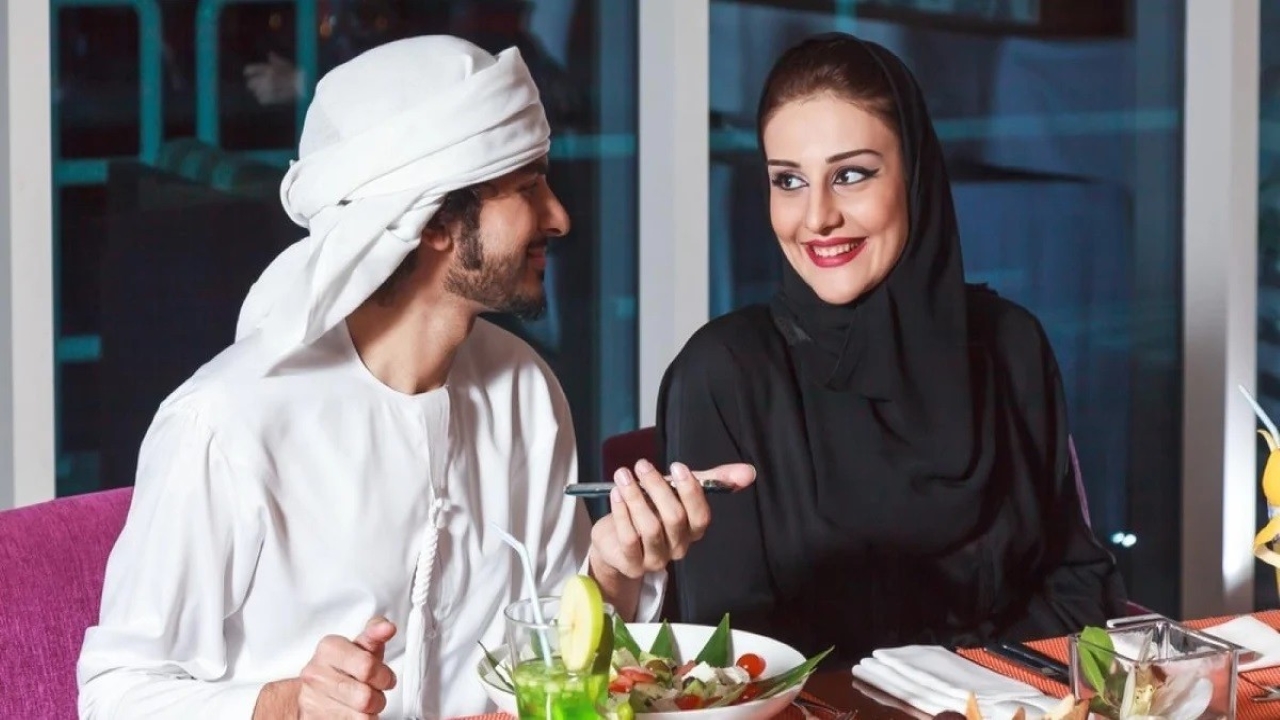 العروض والتخفيضات في مطاعم المملكة بمناسبة اليوم الوطني السعودي 94 