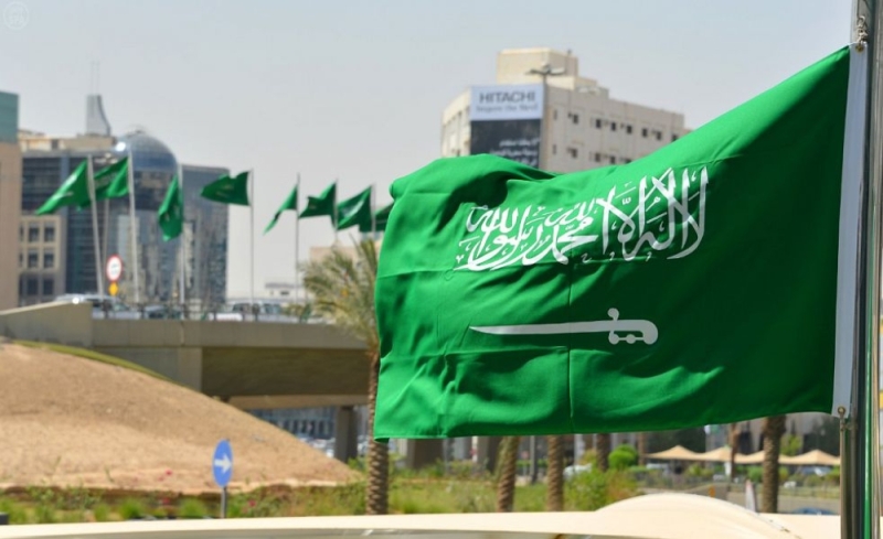 لايجوز لمسه لسطحي الأرض والماء.. الداخلية والنيابة العامة تحددان «محظورات استخدام العَلَم»