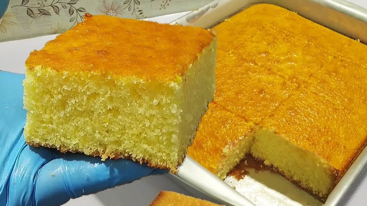 كيكة الزبادي الهشة.. حضربها بخطوات سهلة وبسيطة ومكونات من مطبخك 6 كيكة الزبادي الهشة.. حضربها بخطوات سهلة وبسيطة ومكونات من مطبخك