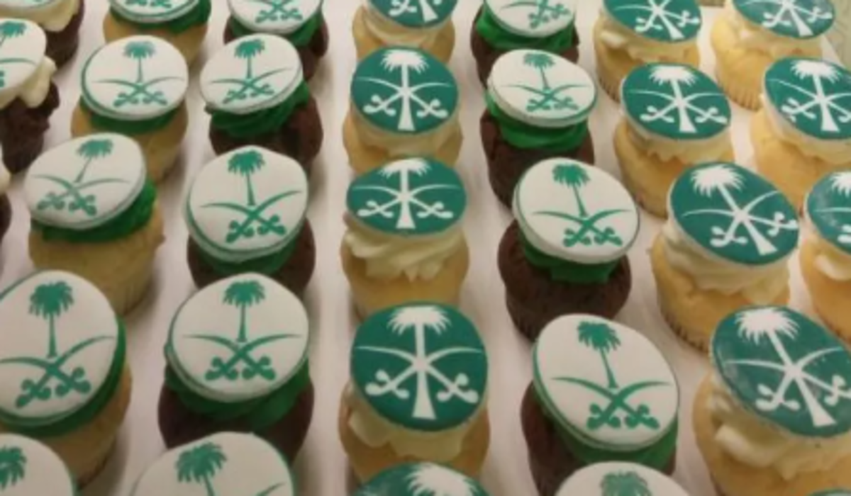 احتفل باليوم الوطني السعودي 2024 .. طريقة عمل كب كيك سريع في المنزل 5 احتفل باليوم الوطني السعودي 2024 .. طريقة عمل كب كيك سريع في المنزل