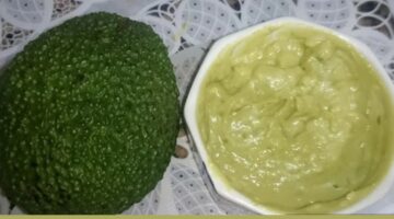 ماسك الكاكاو والافوكادو لتبيض البشرة 1