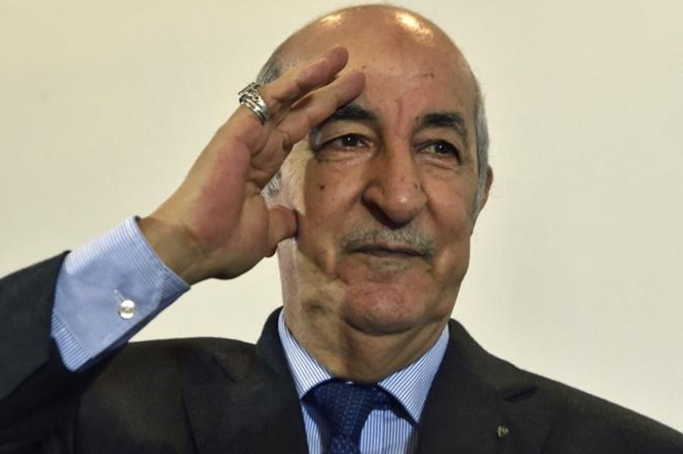 وش هو ملف منحة البطالة؟ دليلك الشامل للحصول على 15 ألف دينار جزائري شهرياً وفقاً لهذه الشروط