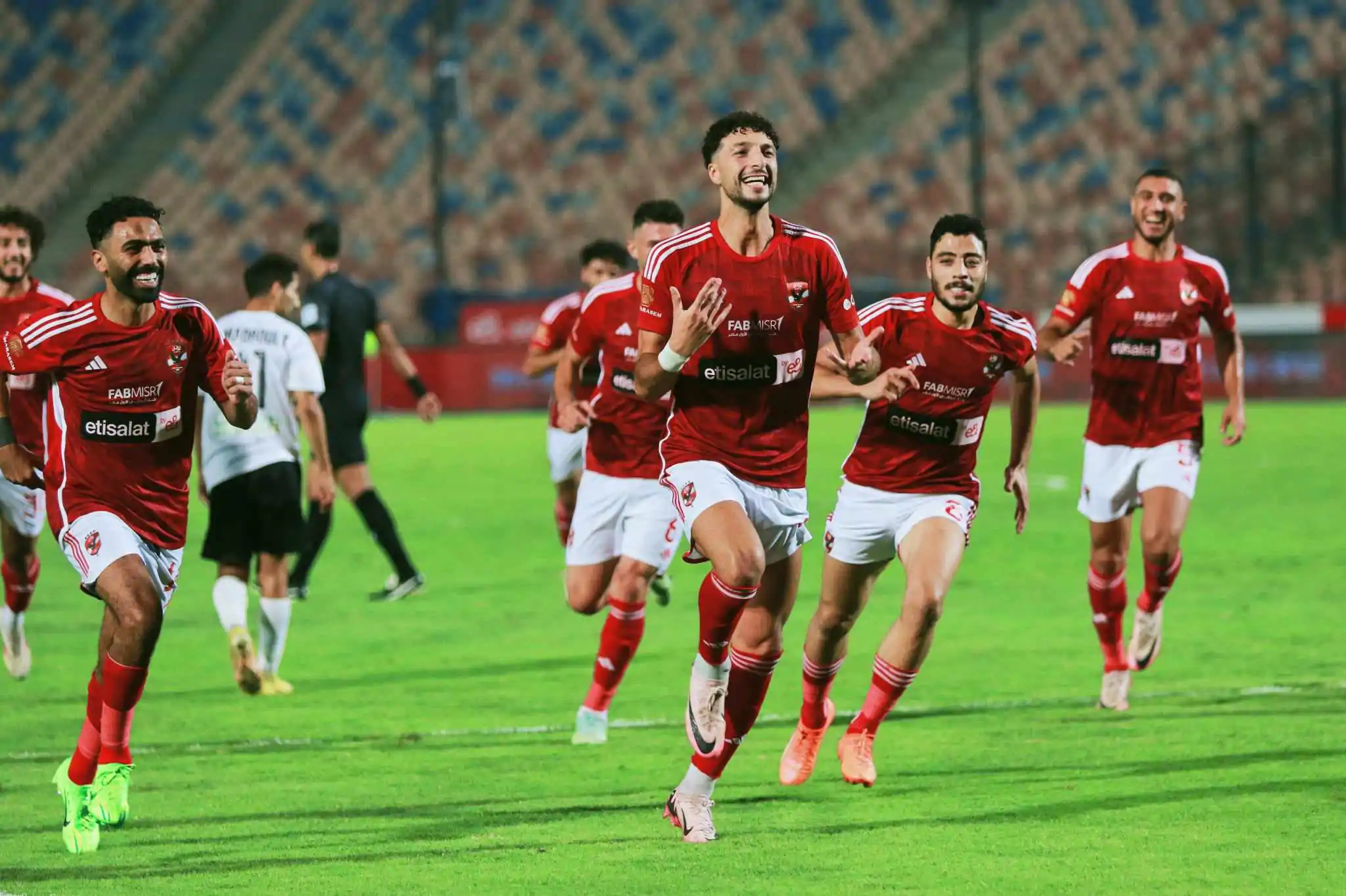 المارد يستعد.. موعد مباراة الأهلي وجورماهيا الكيني في دوري أبطال أفريقيا 2024-2025 والقنوات الناقلة 5 المارد يستعد.. موعد مباراة الأهلي وجورماهيا الكيني في دوري أبطال أفريقيا 2024-2025 والقنوات الناقلة
