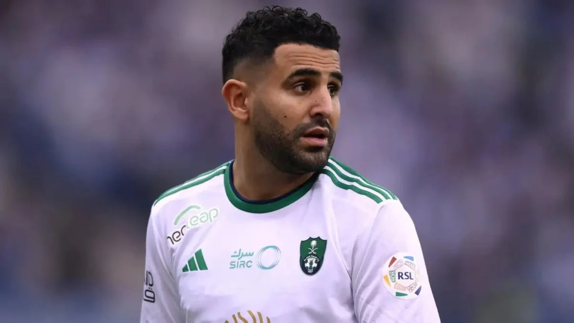 الأهلي ينهي ترقب الجماهير.. مفاجأة| هل يشارك رياض محرز في لقاء النصر المقبل؟
