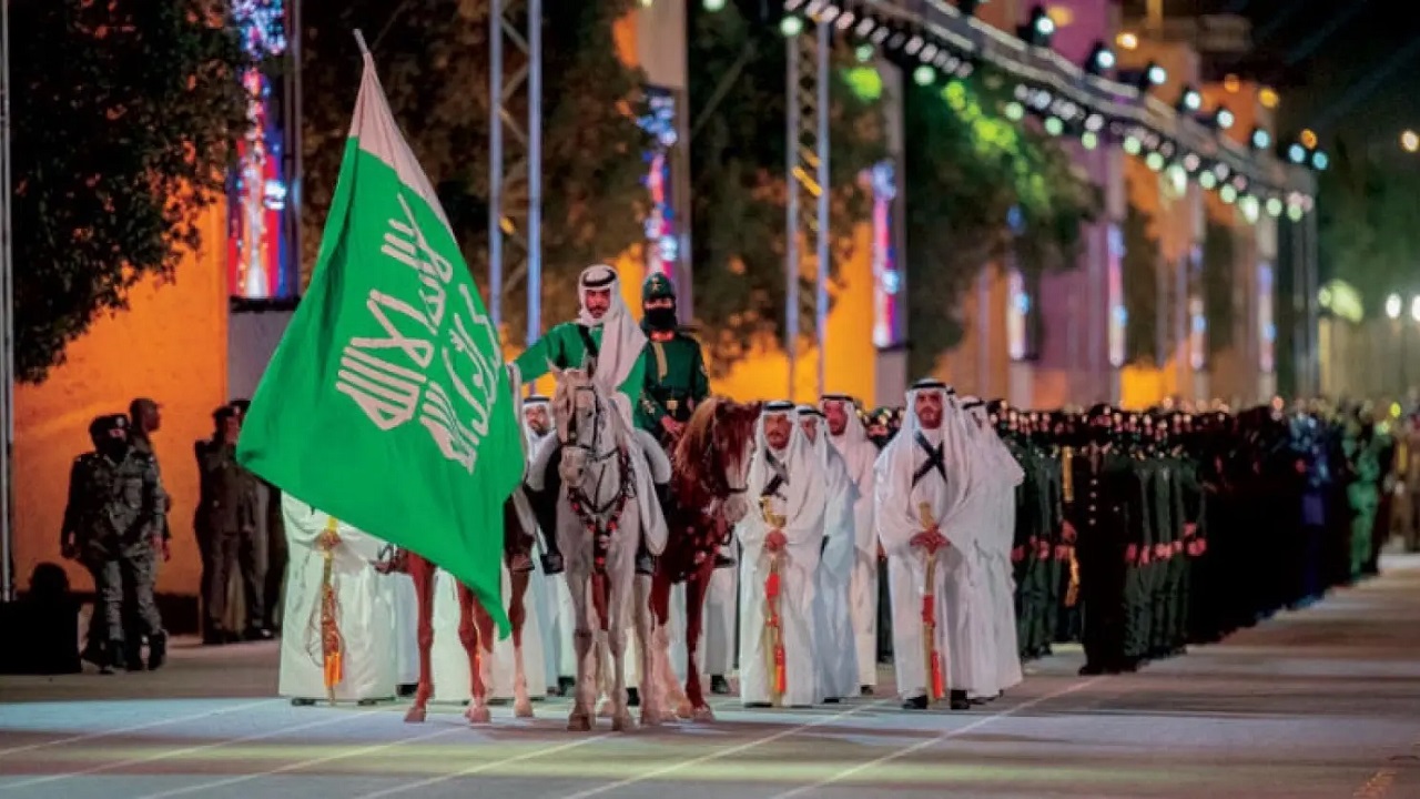 الموارد البشرية .. موعد اجازه اليوم الوطني السعودي 2024 للقطاعات العامة والخاصة بالمملكة العربية السعودية