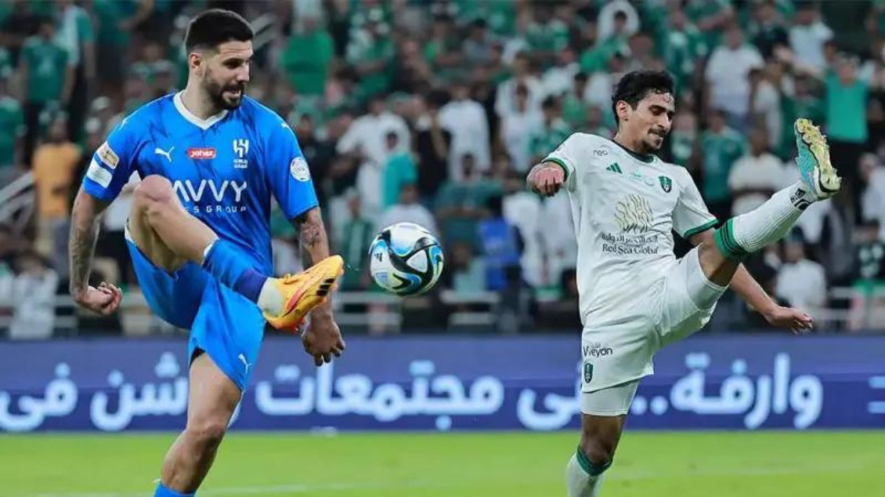 أرض الزعيم المفضلة.. مفاجأة نارية بشأن كلاسيكو الهلال والأهلي على ملعب الجوهرة