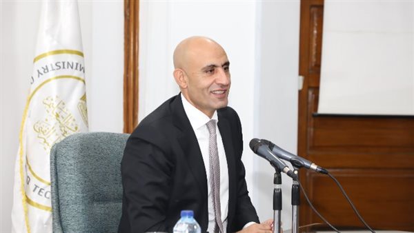 طريقة تنفيذ الواجبات المنزلية والتقييمات الأسبوعية ورابط التحميل لجميع الصفوف