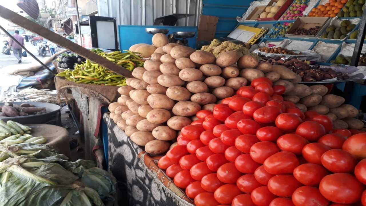 أسعار الخضروات الطماطم والبطاطس والملوخية والكرنب بالأسواق المصرية اليوم
