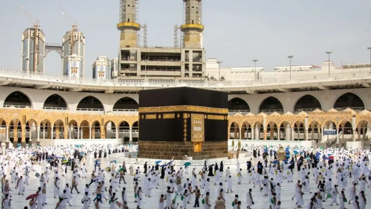 عاجل من هيئة الحج.. الإعلان عن رابط التقديم الإلكتروني للعمل بصفة مرشد وما هي الشروط الواجب توافرها