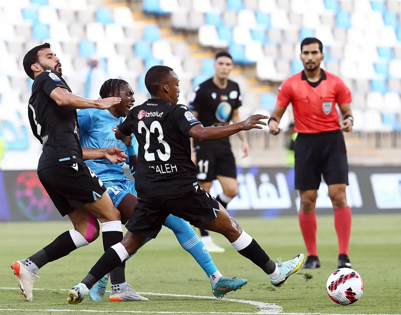 القنوات الناقلة لمباراة دبا الفجيرة وبني ياس في كأس رئيس الدولة الإماراتي