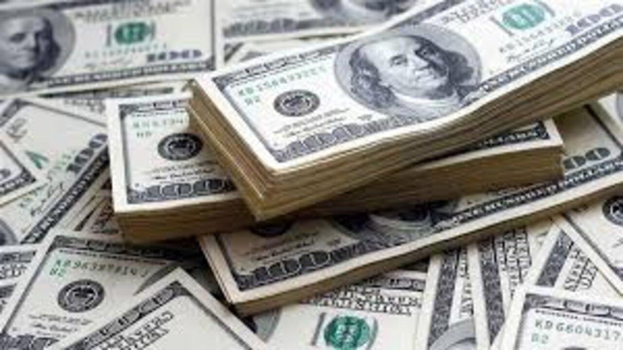 ارتفاع يهز أسواق العراق.. إرتفاع حاد في سعر الدولار مقابل الدينار العراقي اليوم مع إغلاق البورصة