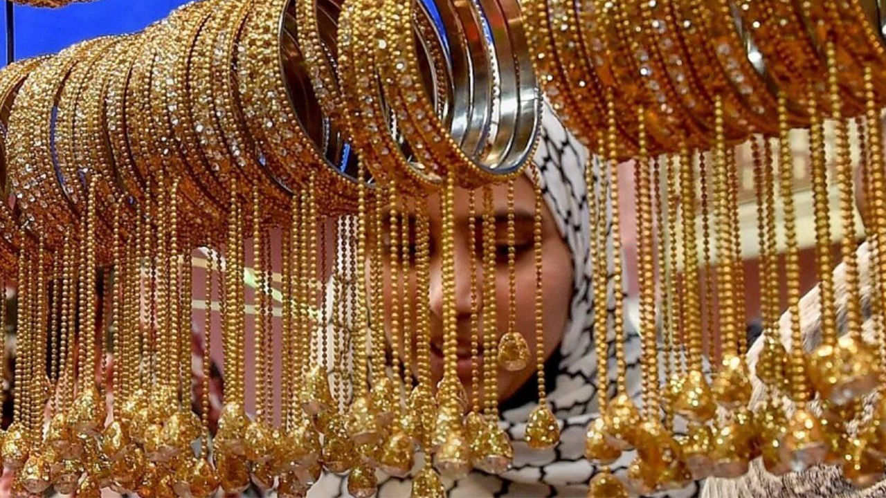 أسواق الصاغة على أعصابها… سعر الذهب اليوم الأربعاء 23 أكتوبر يسجل أرقام تاريخية