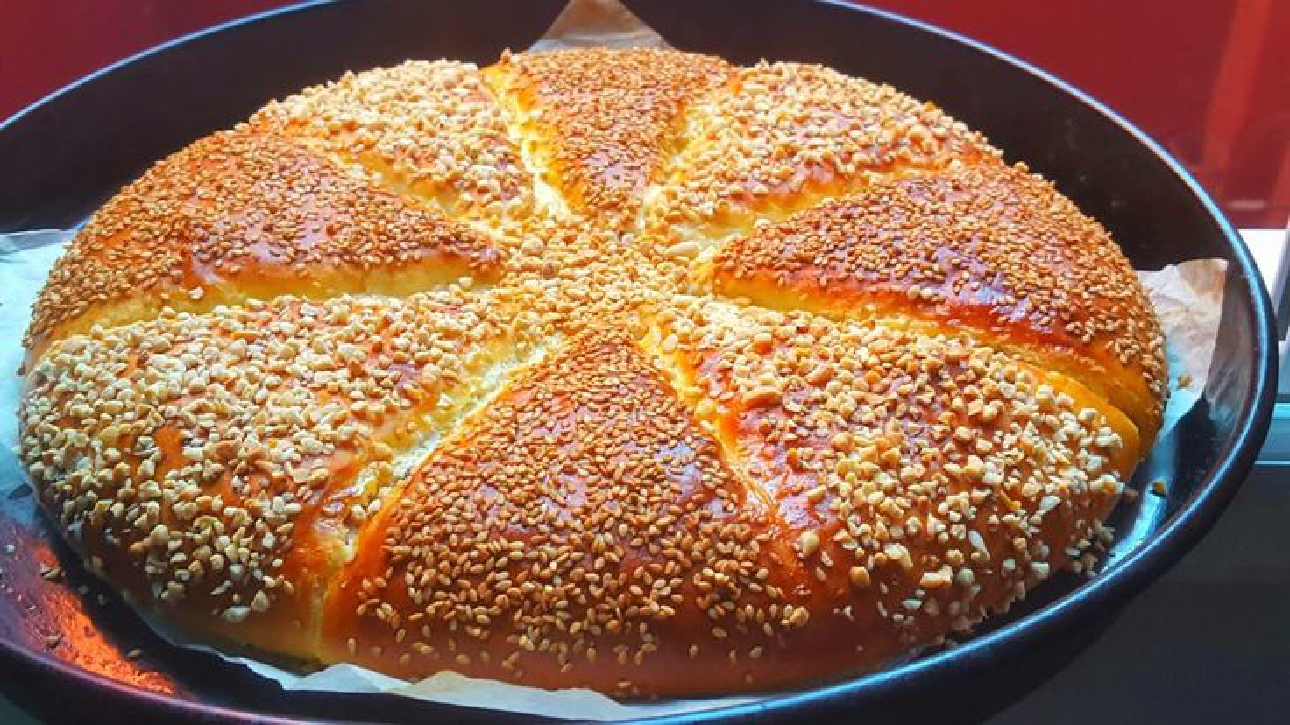 فطيرة جبنه بعجينة زي القطن تناسب كل معجنات وفري واعمليها في بيتك 2 فطيرة جبنه بعجينة زي القطن تناسب كل معجنات وفري واعمليها في بيتك