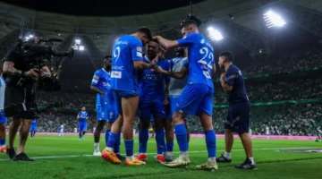 هلال وتعاون