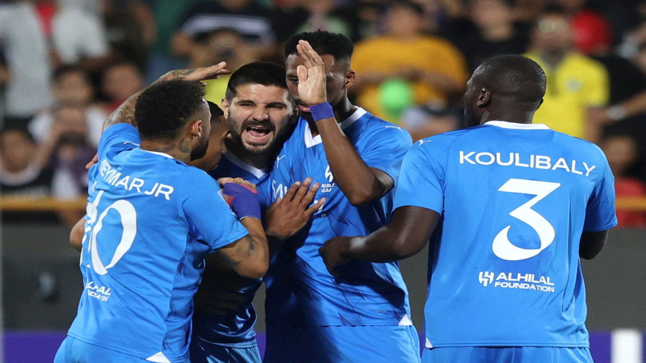 مقابل 35 مليون يورو.. عرض أوروبي خرافي للتعاقد مع نجم الهلال في الشتوية