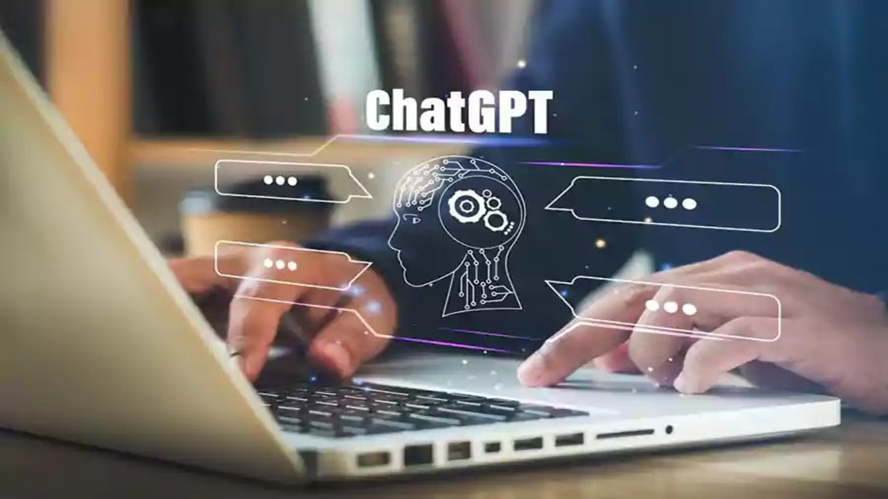 chatgpt 3.5.. خمس معلومات يجب عليك تجنب مشاركتها مع روبوتات الذكاء الاصطناعي