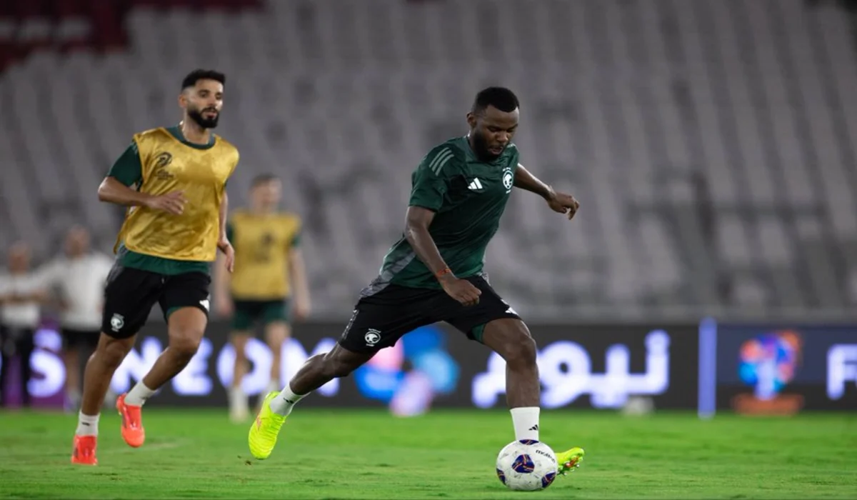 400 بطاقة في رصيد حكم مباراة السعودية وإندونيسيا وأول تعليق من هيرفي رينارد على المباراة في المؤتمر الصحفي