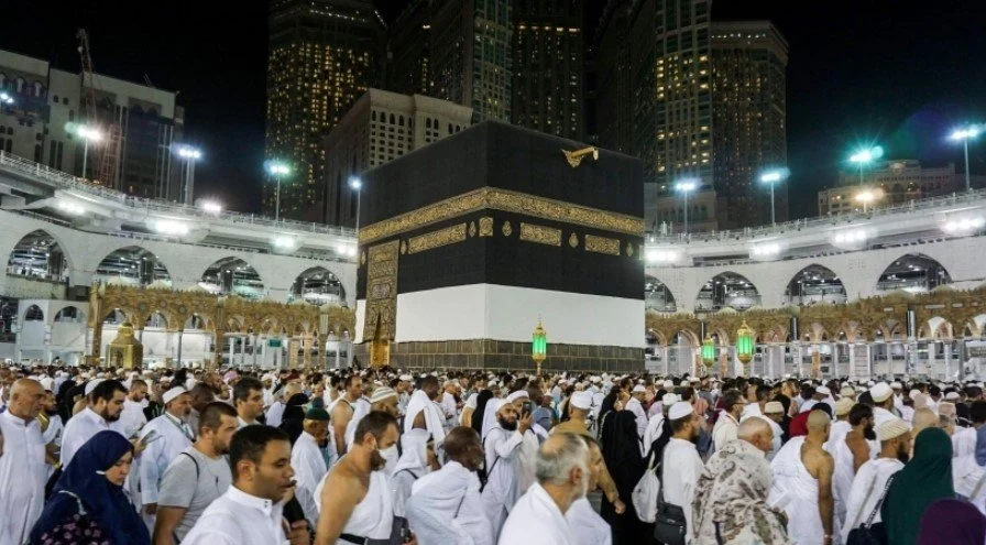 أسماء الحجاج السعداء الفائزين بقرعة الحج في الجزائر 2024-2025 موقع الديوان الوطني للحج والعمرة
