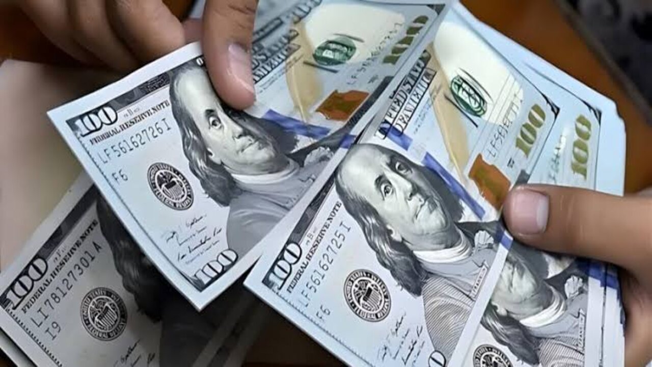 أرتفاع جديد للأخضر.. صعود سعر الدولار والعملات اليوم الإثنين الموافق 18 نوفمبر 2024  بمنتصف تعاملات اليوم