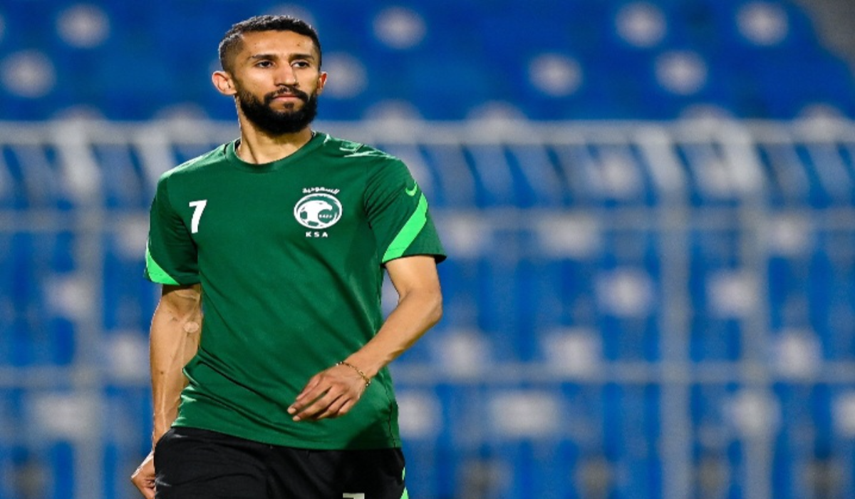 “المصائب تتوالى”..إصابة سلمان الفرج قبل مواجهة استراليا واستبعاده عن المواجهة