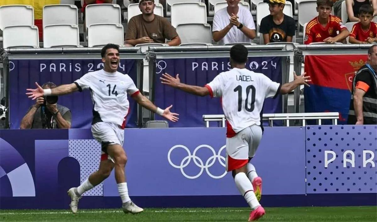 ضبط شاب لتهديده لاعب مصري.. والشاب لجهات التحقيق: كنت بهزر