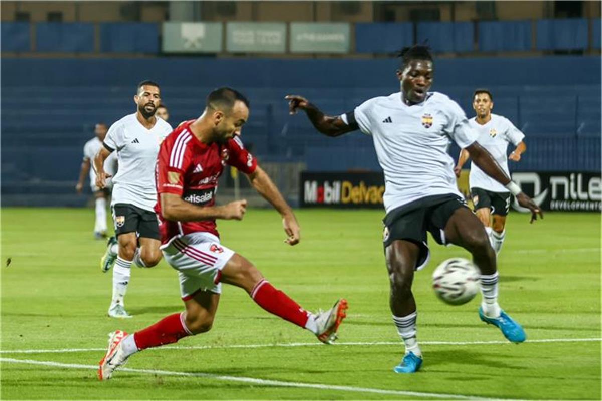 موعد والقنوات الناقلة لمباراة الأهلي والاتحاد السكندري في الدوري المصري مع المعلق