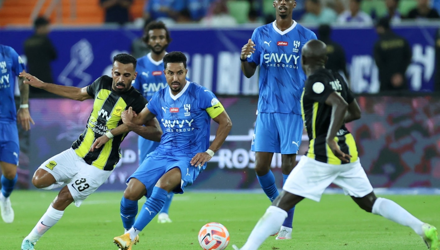 نادي الهلال السعودي يتلقى ضربة موجعة قبل مباراة كلاسيكو الاتحاد في كأس الملك