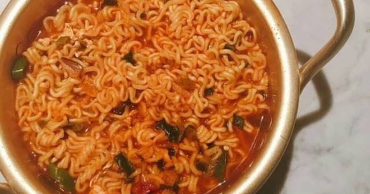 بنكهة مميزة .. طريقة عمل الاندومي الكوري في المنزل بمكونات اقتصادية