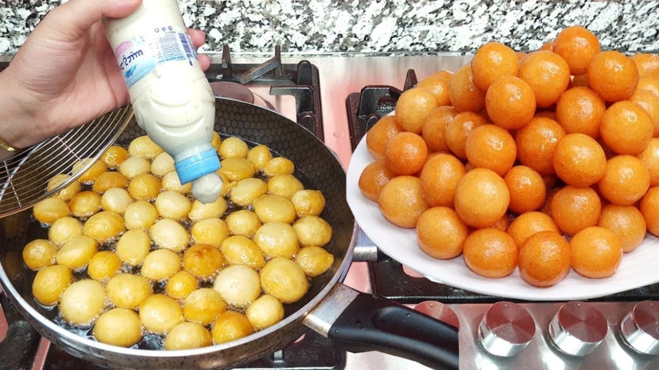 ” مقرمشة زي المحلات “.. طريقة عمل الزلابية المقرمشة خطيرة زي الجاهزة بالظبط بوصفة خفيفة وسريعة وطعمها يجنن