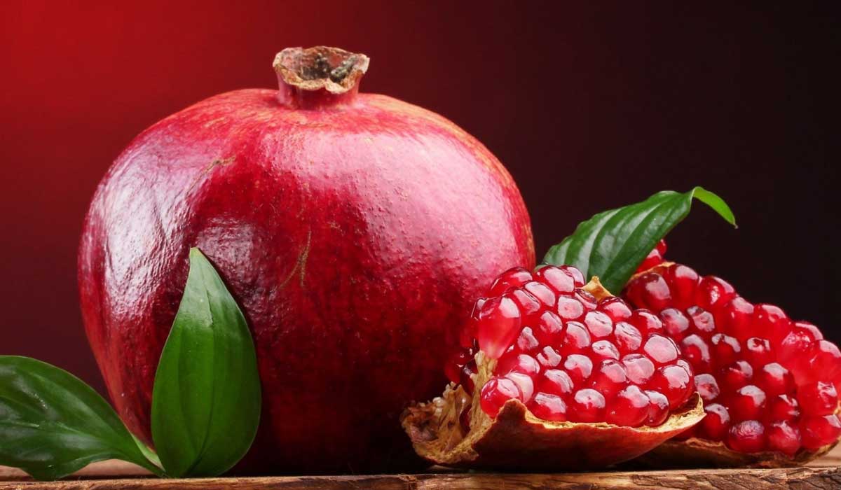 فوائد الرمان للمعدة هيحسن عملية الهضم وهيحميك من القرحة