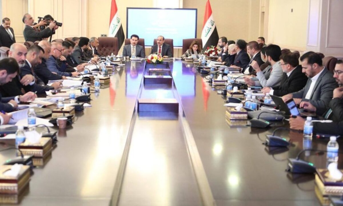 “المالية” تصدر بيان عاجل بشأن تعيين حملة الشهادات العليا في العراق