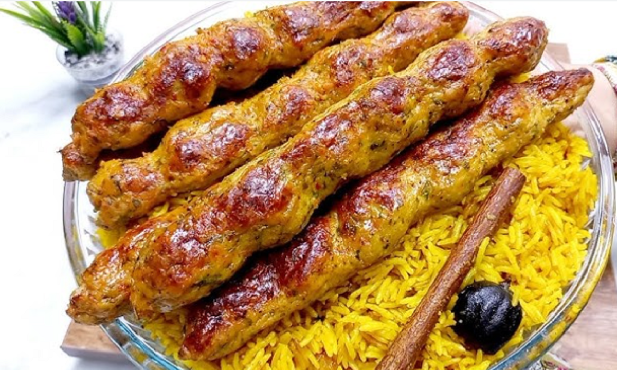 بأسرار المطاعم.. طريقة عمل كفتة الفراخ المشوية في المنزل بخطوات بسيطة