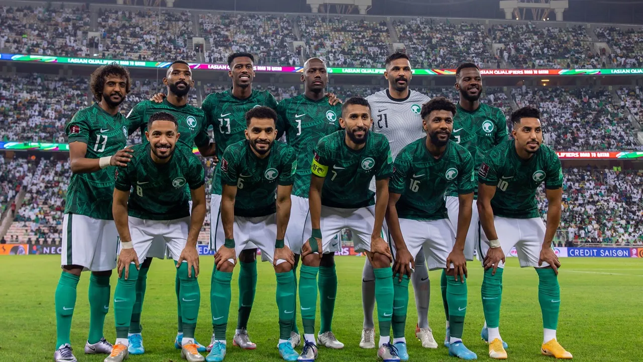 “حلم المونديال”.. معلق مباراة السعودية وأستراليا في تصفيات كأس العالم 2026 والقنوات الناقلة