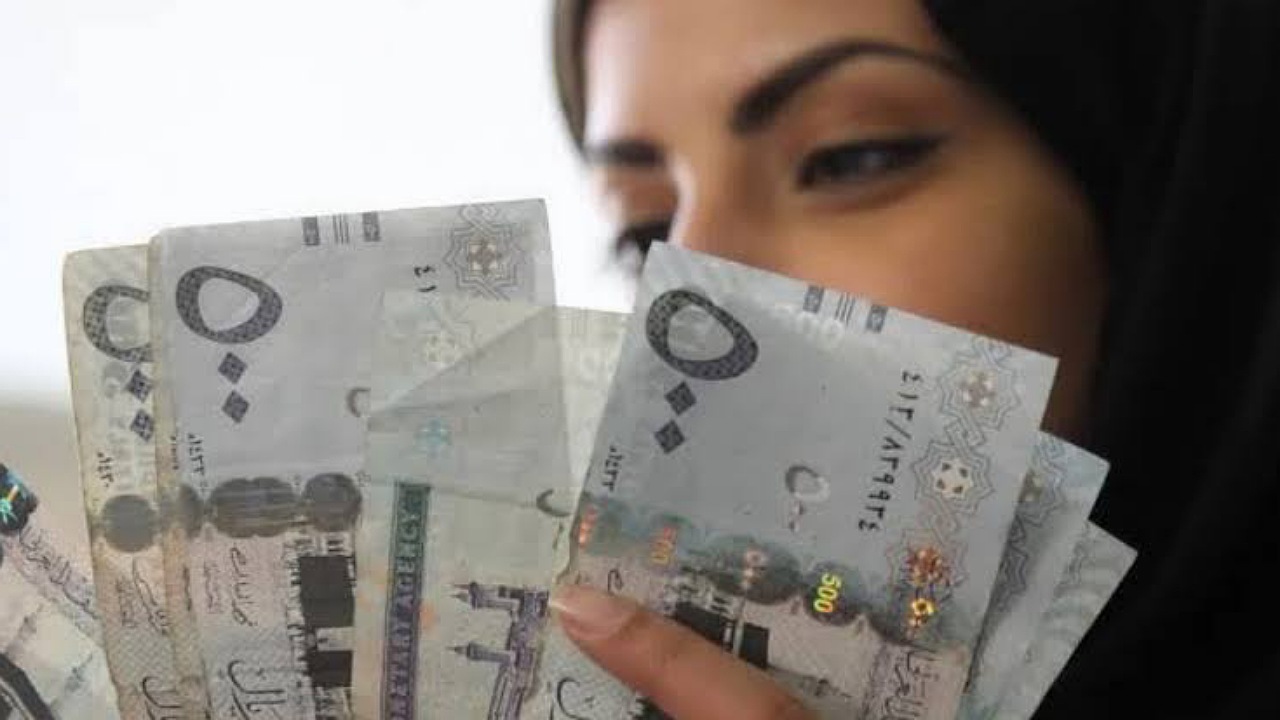 استلام فوري 10,000 ريال لمستفيدي الضمان الاجتماعي بدون فوائد إضافية بالتقسيط الميسر 16 قسط عبر مركز جنى