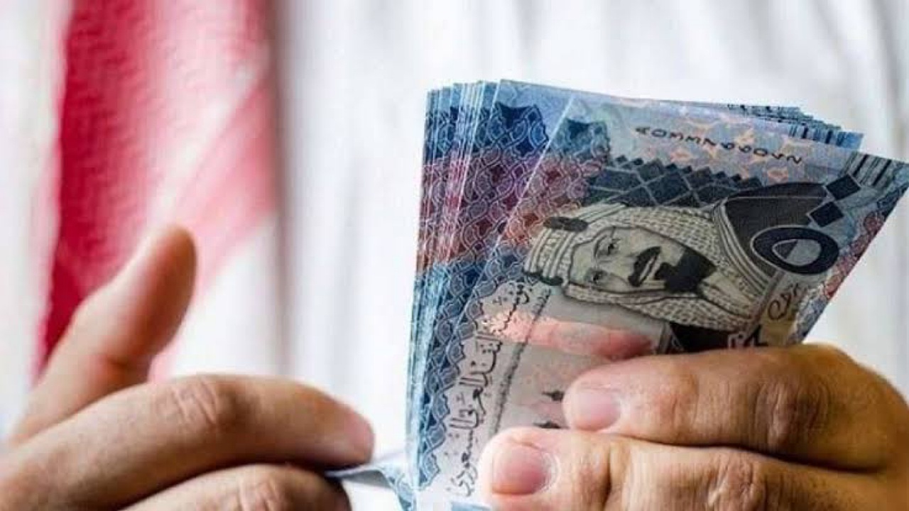 إيداع 30,000 ريال للمواطنين والمواطنات بالتقسيط طويل الأجل 4 سنوات بدون فوائد بشروط ميسرة