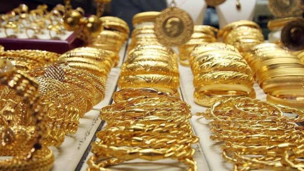 بعد الأرتفاع الهائل لعيار 21.. تعرف على أسعار الذهب اليوم الأربعاء الموافق 12 فبراير 2025 بالصاغة بعد الصعود المستمر