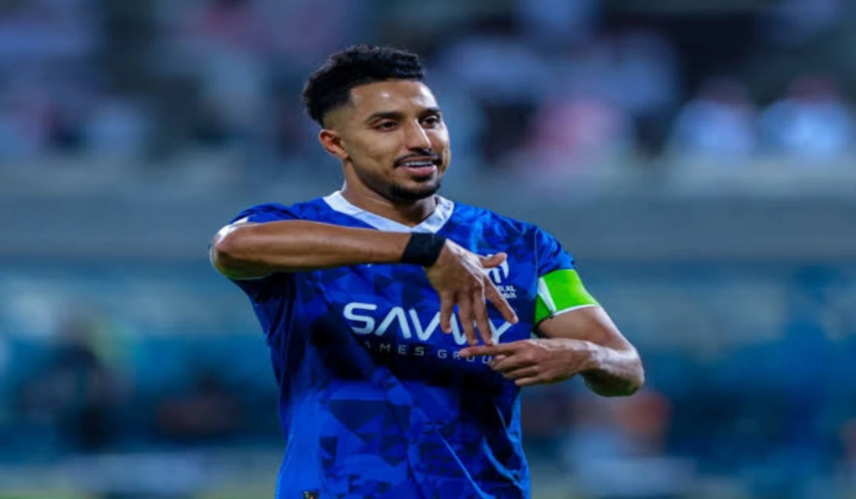 ترقب وقلق.. موقف غامض للنجم سالم الدوسري وشكوك حول غيابه عن المنتخب السعودي في خليجي 26 5 ترقب وقلق.. موقف غامض للنجم سالم الدوسري وشكوك حول غيابه عن المنتخب السعودي في خليجي 26
