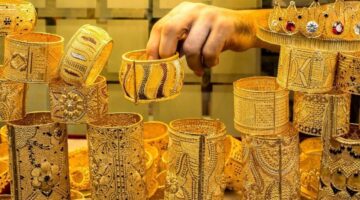 بكام سعر جرام الذهب عيار 21 بالمصنعية؟. أسعار الذهب اليوم الاثنين 23 ديسمبر 2024