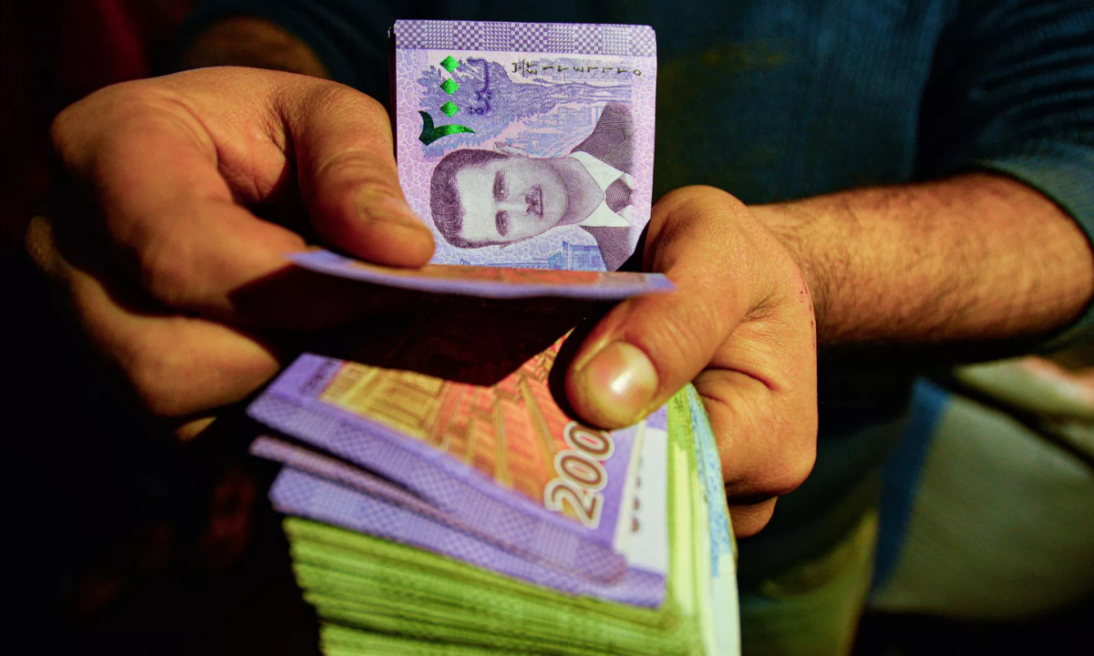 “1000 جنيه مصري كم ليرة سورية”.. سعر الجنيه المصري مقابل الليرة السورية اليوم الثلاثاء 10 ديسمبر 2025 وفقاً لآخر تحديث