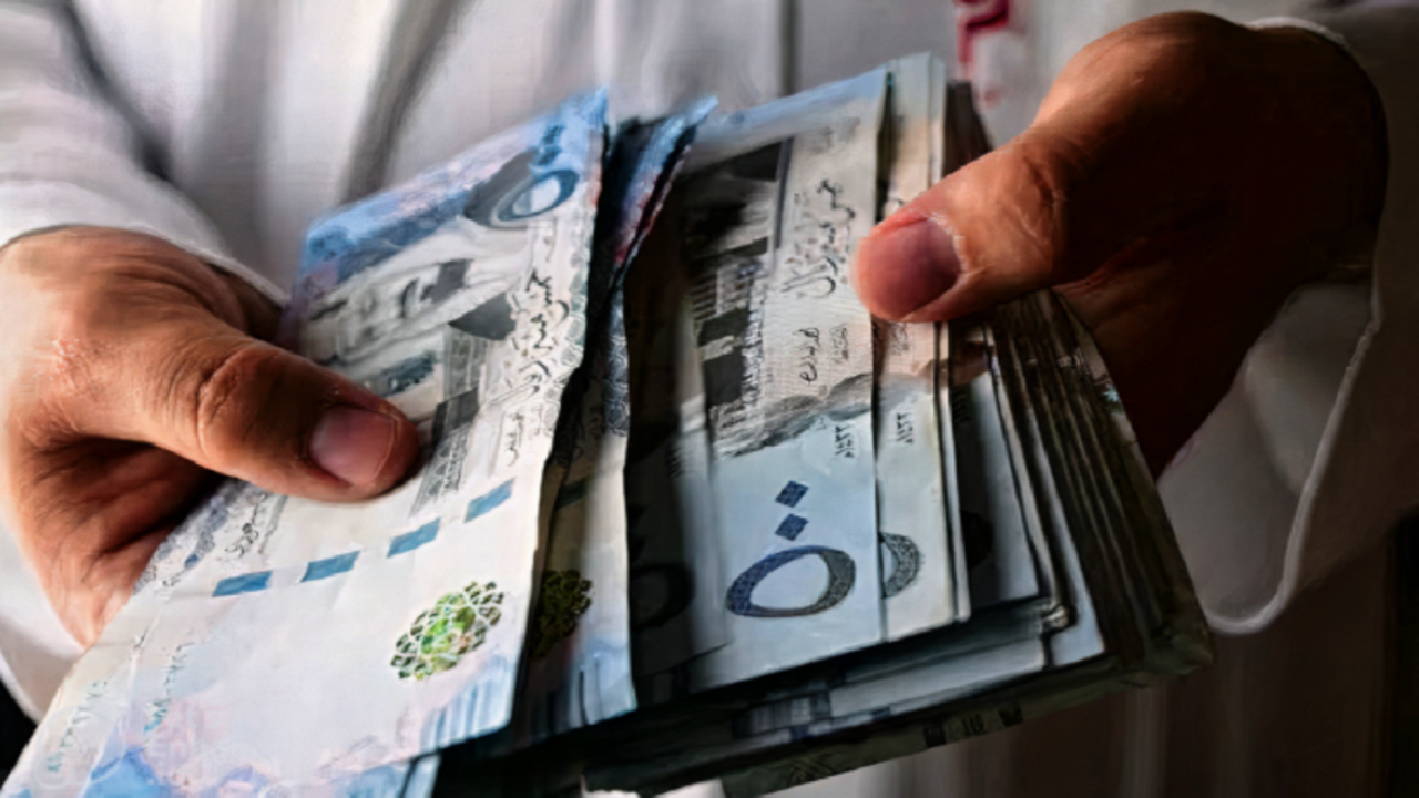 بطريقة سهلة وبسيطة.. تعرف علي حقيقة زيادة رواتب التقاعد في السعودية عام 2025 إلكترونيا